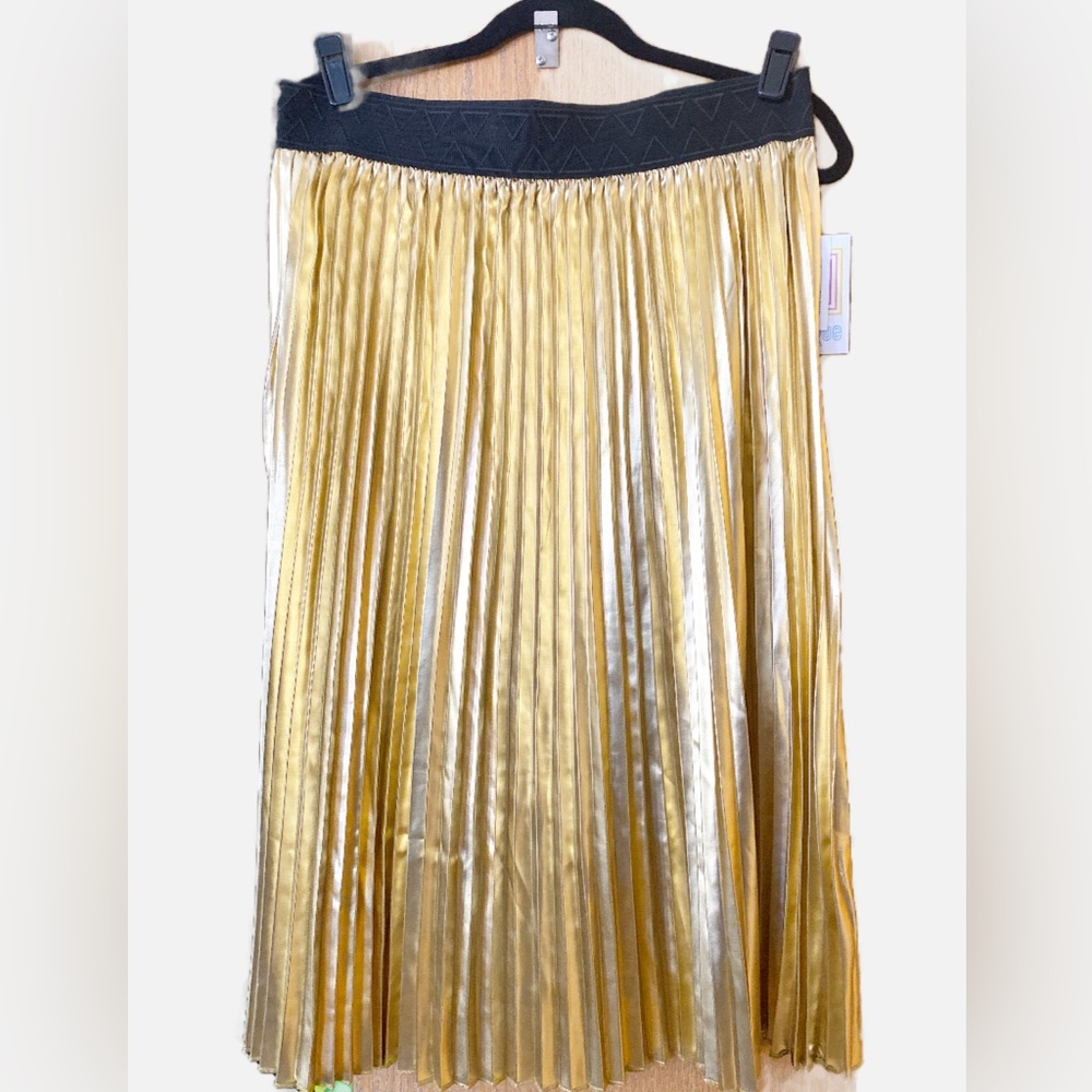 BRAND NEW- vintage holiday Lularoe Large Jill.